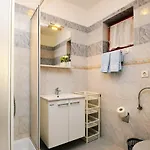 דירה With A Parking Space Ravni, Labin - 7450 ראבני